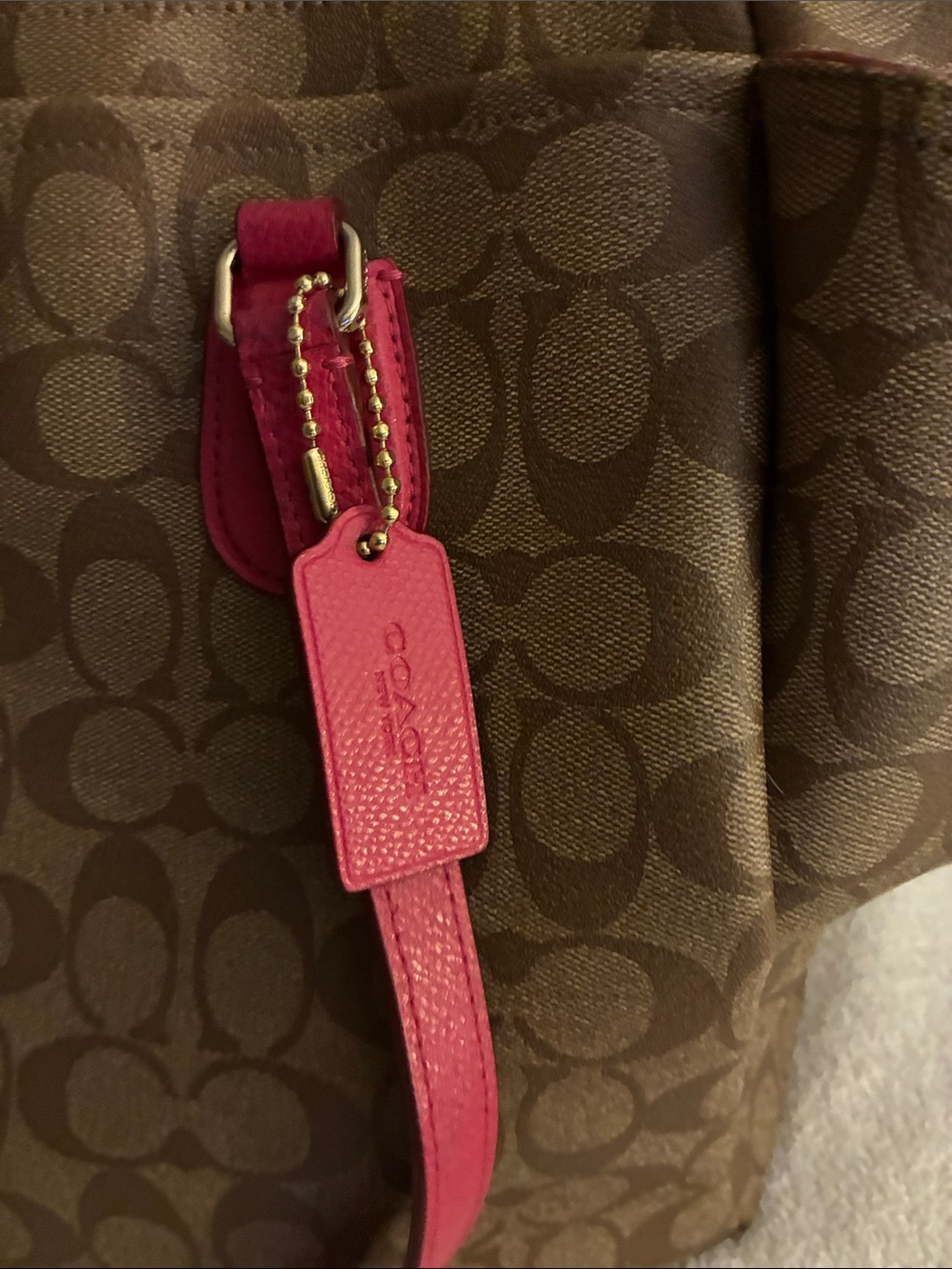Pre-owned Coach Brown Signature C” canvas Tote/Diaper bag w/Pink Leather Trim - Picture 3 of 16